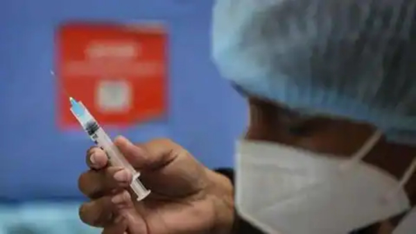 स्टडी में दावा, कोरोना के टीके की दो खुराक से 95% तक घटेगा मौत का खतरा 