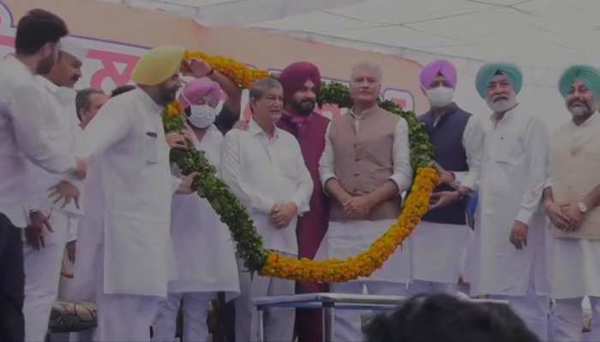 Navjot Singh Sidhu ने संभाली Punjab Congress अध्यक्ष की कमान, जानें क्या बोले- कैप्टन अमरिंदर सिंह
